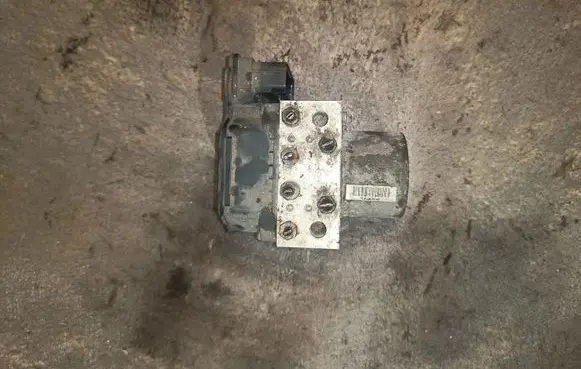 Mini One - Cooper Coupe R56 ABS Pump 6785909