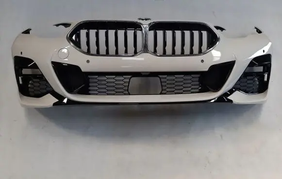 BMW M5 Front bumper 51118075476