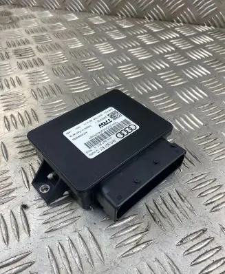 Audi A8 S8 D4 4H Hand brake control module 4H0907801C
