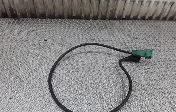 Audi A4 S4 B5 8D Detonation knock sensor 1054905377H