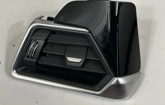 BMW 3 G20 G21 Dashboard air vent grill cover trim 6805796