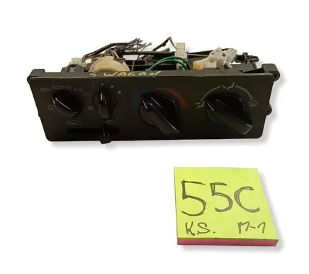 Mitsubishi Space Wagon Climate control unit BJ3E61190
