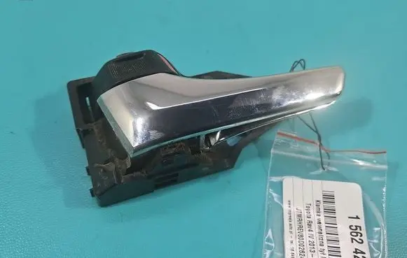 Toyota RAV 4 (XA40) Rear door interior handle IMPRK1562424