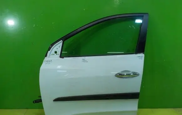 Hyundai ix35 Front door PRZOD 17AB169