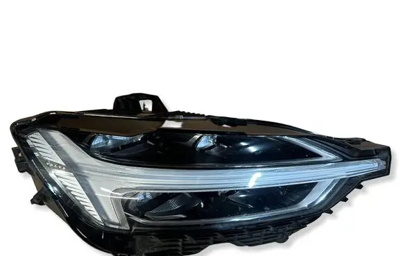 Volvo XC60 Headlight/headlamp 31655231