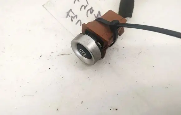 Traction control (ASR) switch