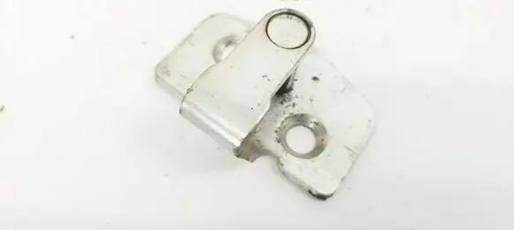 Opel Vectra C Rear door lock loop/hook striker 96336
