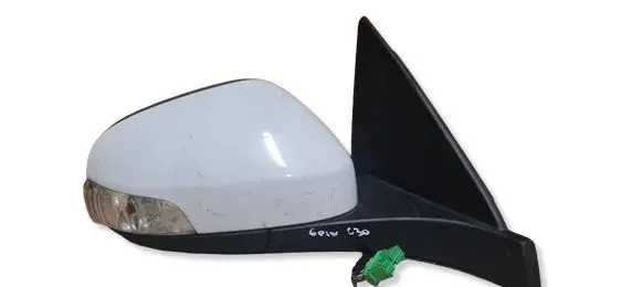 Volvo C30 Front door electric wing mirror 