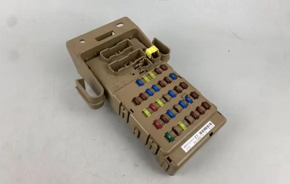 Subaru Outback Fuse box set 82201AJ010