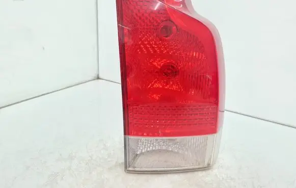 Volvo XC70 Rear/tail lights