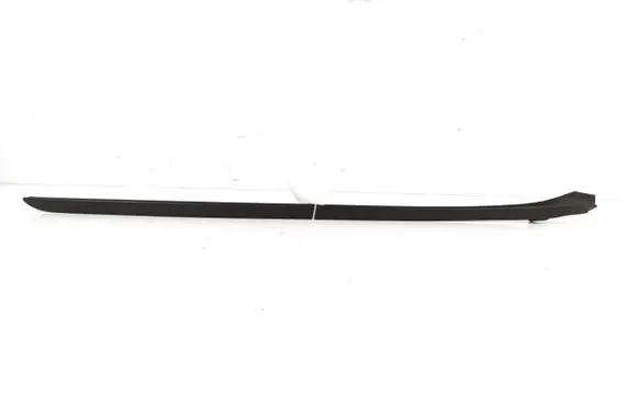 BMW 2 F46 Windshield trim 7331508