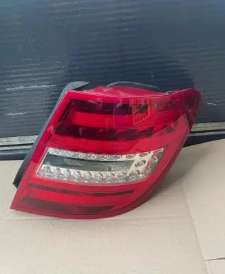 Mercedes-Benz C W204 Rear/tail lights 2048204764