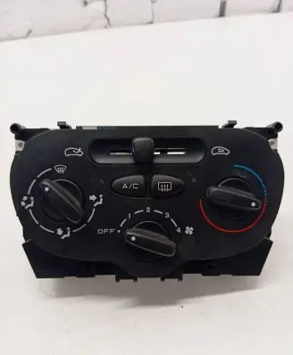 Peugeot 206 Climate control unit 9000937