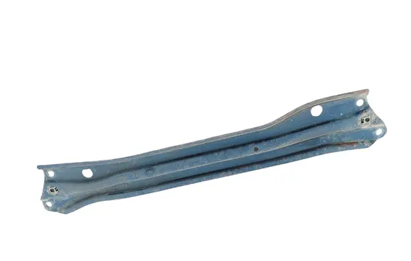 Engine mounting bracket