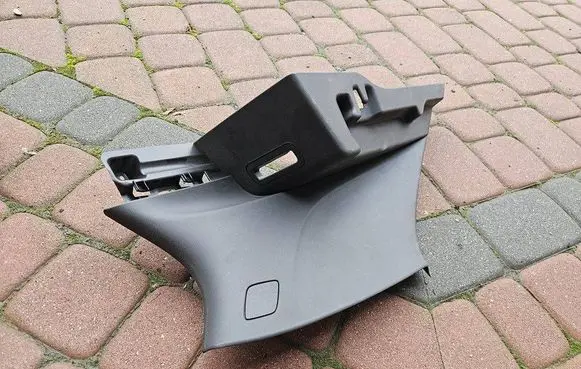 Opel Astra K Trunk/boot side trim panel 39212545-
