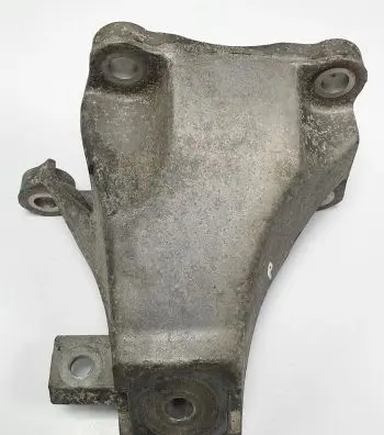 Audi A6 S6 C6 4F Engine mounting bracket 4F0199308N