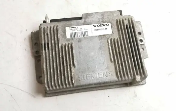 Volvo S40, V40 Engine control unit/module 308572570A S113727101F 661100852
