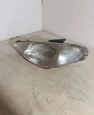 Peugeot 206 Headlight/headlamp