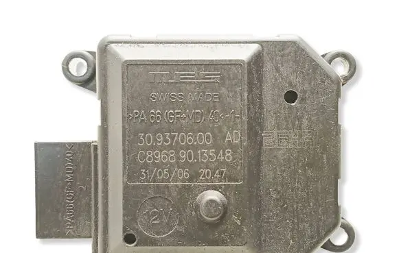 Peugeot 307 Air flap motor/actuator 309370600 C89689013548 3105062047