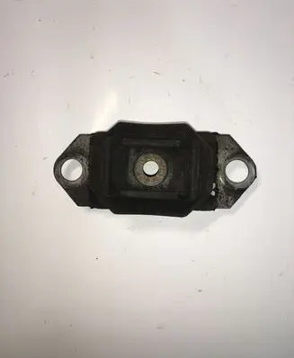 Nissan Qashqai+2 Gearbox mount 8200358147