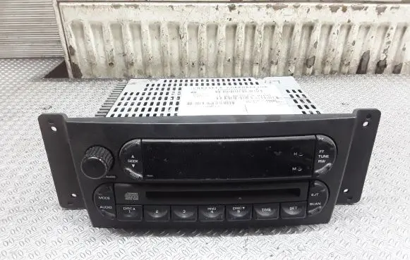 Chrysler Pacifica Radio/CD/DVD/GPS head unit P05082764AD