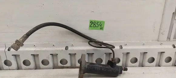 Mercedes-Benz Sprinter W901 W902 W903 W904 Clutch slave cylinder 0022952107