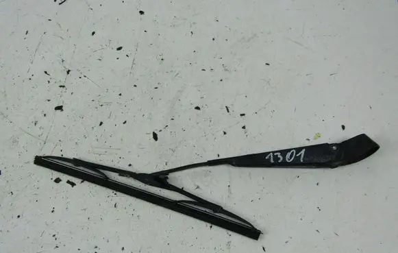 Ford Fiesta Front wiper blade arm 