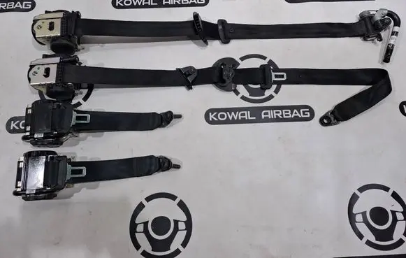 Jaguar XE Set of seat belts GX73611B09CB8PVJ GX73611B08CB8PVJ 626813000