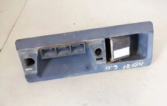 Mercedes-Benz Sprinter W901 W902 W903 W904 Rear door interior handle 9017600361
