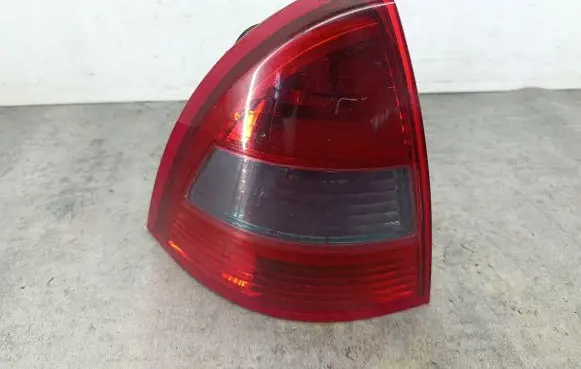 Citroen C5 Rear/tail lights 89032697VALEO