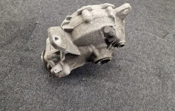 Mercedes-Benz C W205 Front differential A2053310100