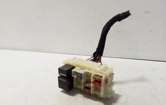 Land Rover Discovery Sport Fuse module 6G9T14K131BB