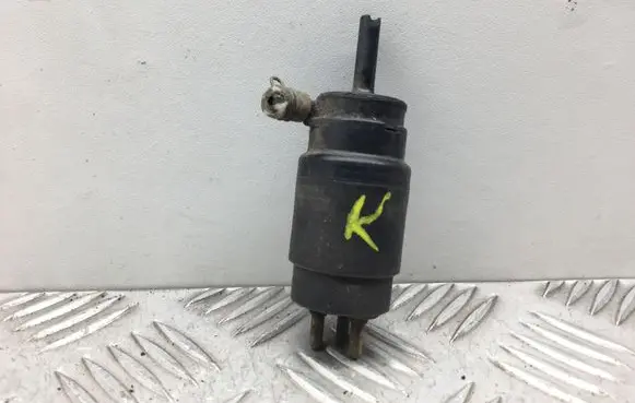 Mercedes-Benz C W202 Windscreen/windshield washer pump 2026890121