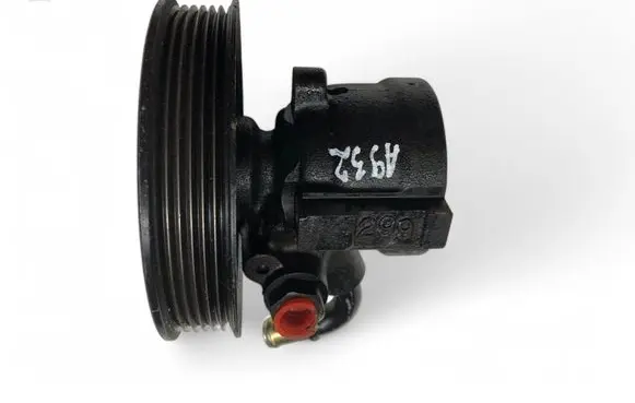 Volvo S40, V40 Power steering pump 9125202
