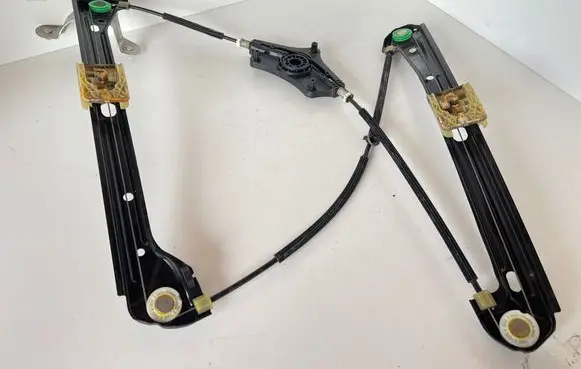 Volkswagen Golf VII Front door electric window regulator 5G4837462G