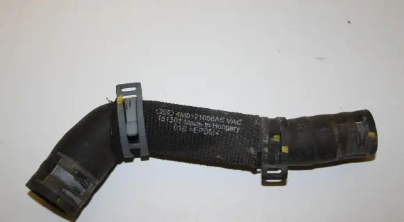 Audi Q7 4M Engine coolant pipe/hose 4M0121056AE