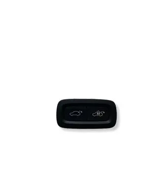Volvo XC90 Tailgate/boot open switch button 31674801