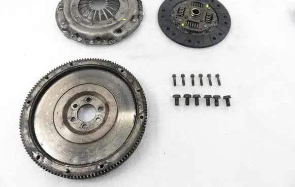 Audi A3 S3 8L Flywheel 323033910 123038510 037105273C