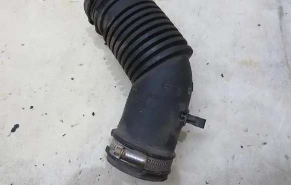 Renault Megane IV Air intake hose/pipe 165755929R