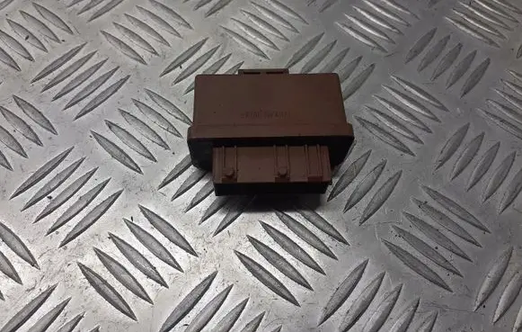 Peugeot 206 CC Fuel pump relay BRAK