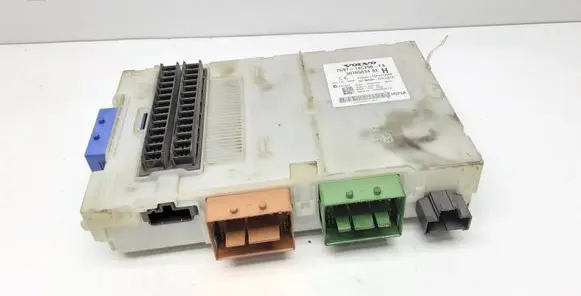 Volvo V70 Fuse module 30765624 30765624AE 7G9T14C256FA