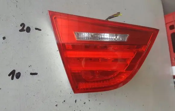 BMW 3 E90 E91 Tailgate rear/tail lights 