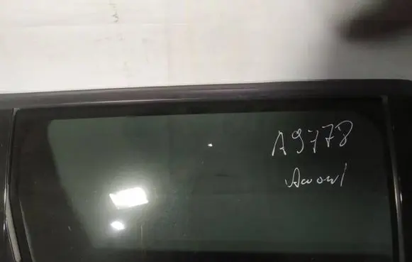 Honda Accord Rear door window glass as3