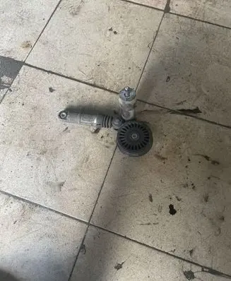 Audi A4 S4 B6 8E 8H Alternator belt tensioner 