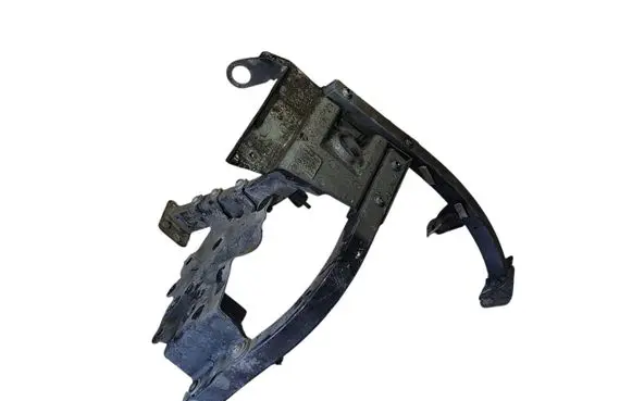 Audi A8 S8 D3 4E Front bumper mounting bracket 4E0821138F