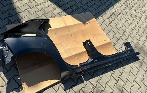 Opel Corsa F Side car body part 39167504