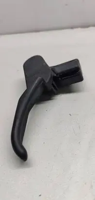 Volkswagen PASSAT B5.5 Engine bonnet (hood) release handle 3b1823533
