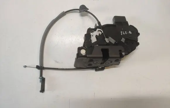 Volvo XC70 Rear door lock 31416683