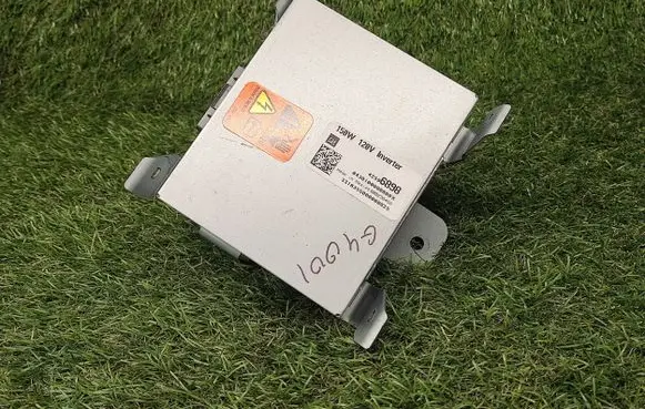 Voltage converter inverter