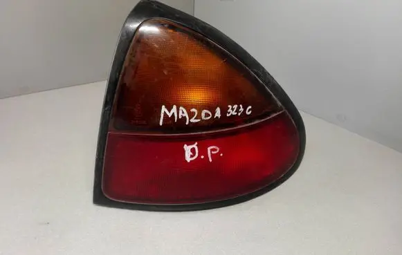 Mazda 323 Rear/tail lights 0431436R